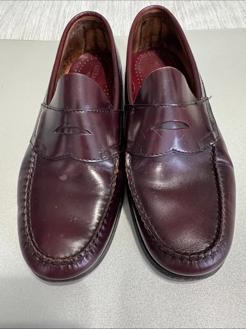 G.H. Bass Weejuns Leather Penny Loafers men’s 10 in Burgundy Oxblood